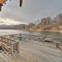 Дом отдыха Butler Cabin with Private Dock on Lake Watauga!