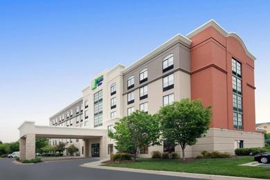 Отель Holiday Inn Express & Suites Baltimore - BWI Airport North, an IHG Hotel