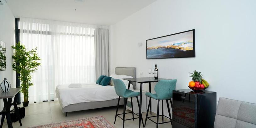 Aparthotel Hi - Yam SeaView Apartments & Suites