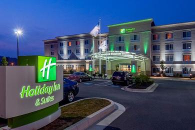 Отель Holiday Inn Hotel & Suites Beckley, an IHG Hotel