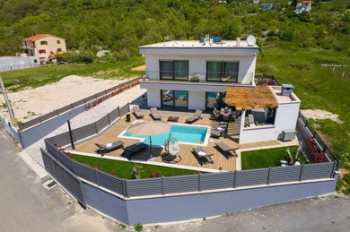 Villa FIRST OPENING SEASON Luxury Villa Mons Aureus Split