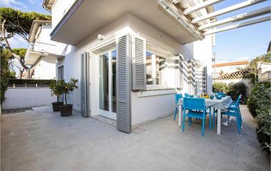 Дом отдыха Amazing home in Lido di Camaiore with 3 Bedrooms and WiFi