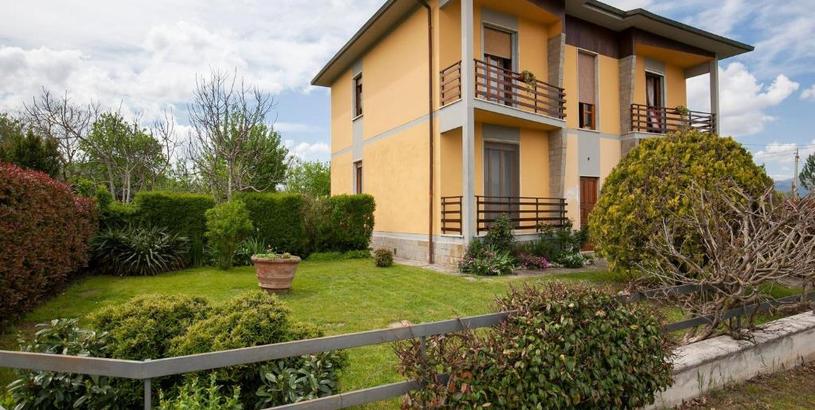 Holiday home Pleasant holiday home with garden in Mugello on the outskirts of Florence