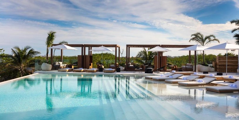 Отель SLS Cancun Hotel & Spa