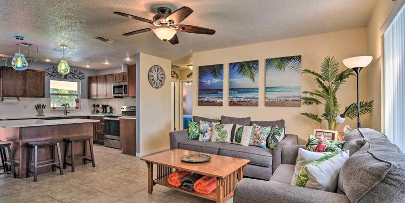 Holiday home Pet-Friendly Retreat with Pool about 6 Mi to Beaches