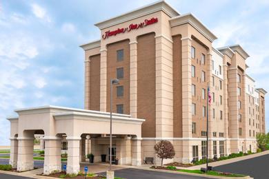 Отель Hampton Inn & Suites Cleveland-Beachwood