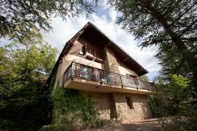 Guest house La Caseta del bosc de Sort