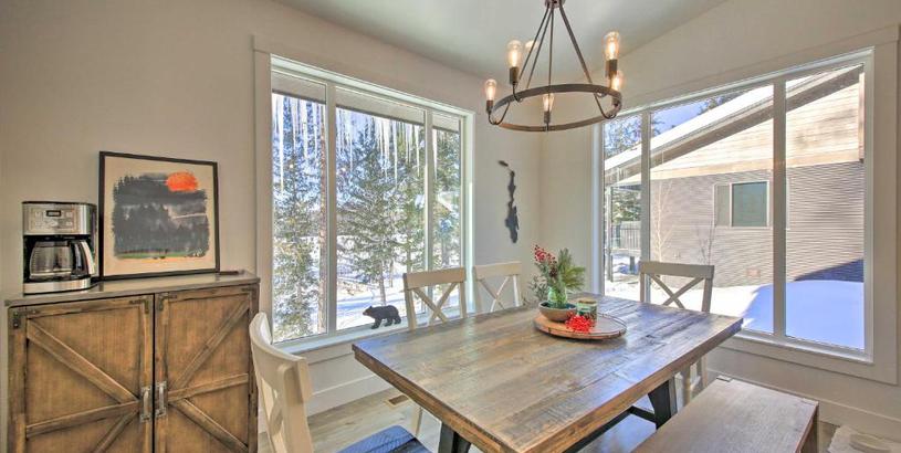 Дом отдыха Elegant Priest Lake Townhome about 1 Mi From Lake