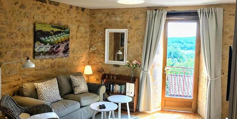 Holiday home Charming stone village house