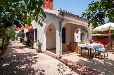 Holiday home Holiday home in Vrsi/Zadar Riviera 17883