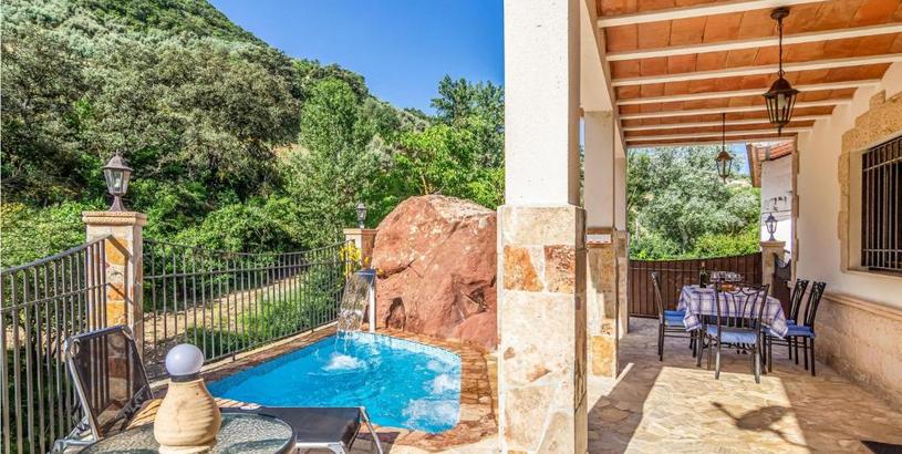 Holiday home Beautiful home in Rute with 5 Bedrooms, WiFi and Outdoor swimming pool