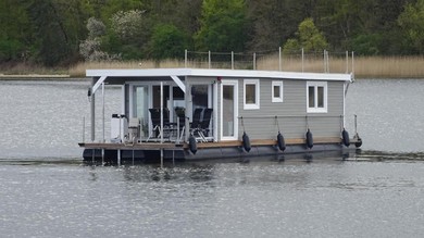 Ботель Hausboot Janne Lübeck Inclusive Kanu nach Verfügbarkeit SUP und WLAN 50 MBit s Flat