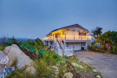 Holiday home Escondido Hilltop Home with Deck and Views!