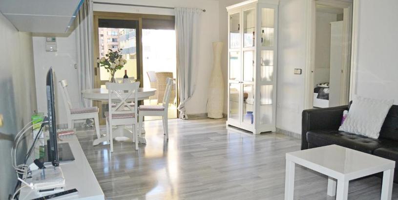 Apartments 2 BEDROOM 2 BATHROOM APARTMENT in the heart of Fuengirola with big terrace and free parking space close to beach
