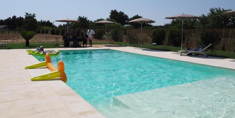 Дом отдыха Villa Galluccio with swimming pool