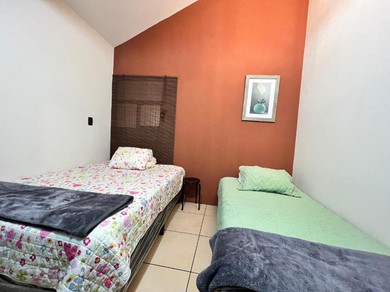 Апартаменты Amplio Apartamento, en Colonia Cerezos, Tercer nivel