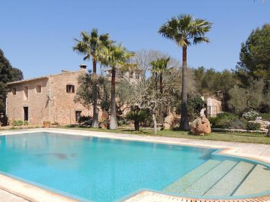 Villa Charming Villa with Pool in Algaida