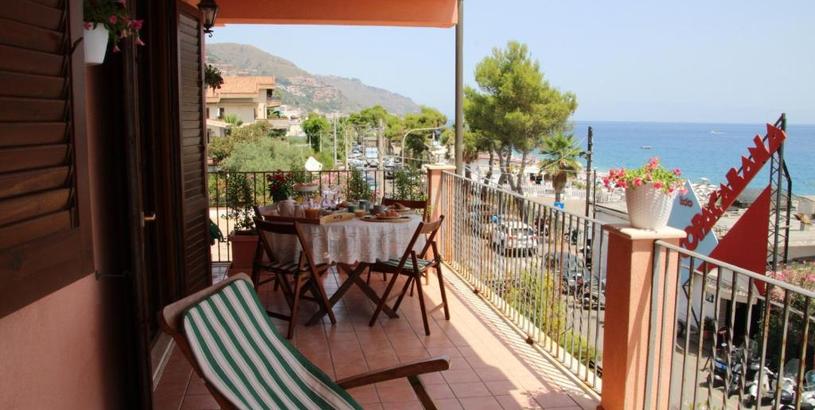 Апартаменты Poseidone Sea Apartment Taormina