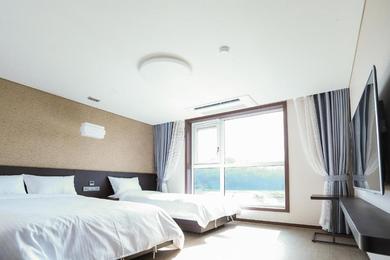 Hotel Jeju Stay in Sungsan