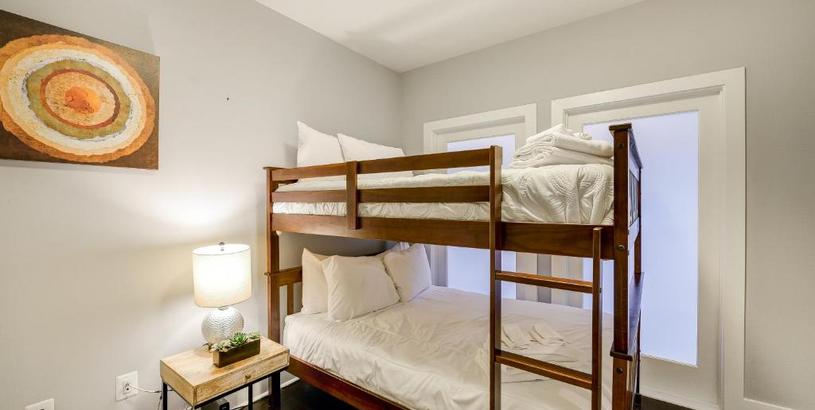 Holiday home KENSINGTON Place condo, A 3-bedroom loft
