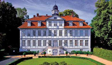 Отель Schloss Lüdersburg Golf & Spa