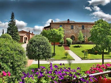 Apartments Vintage Mansion in Montepulciano with Pool