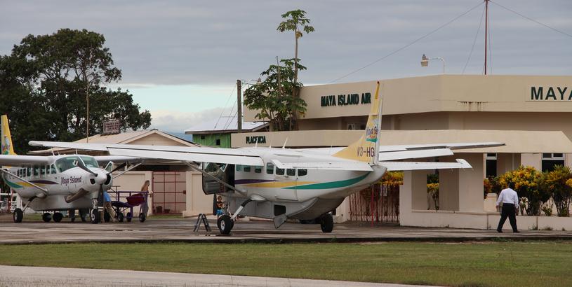 Dangriga Airport (DGA), Dangriga, Belize