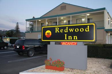 Hotel Redwood Inn