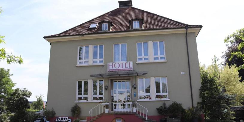 Отель Hotel Pfaffenmühle Aschaffenburg/ Damm