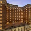 Отель Hotel Fort Des Moines, Curio Collection By Hilton