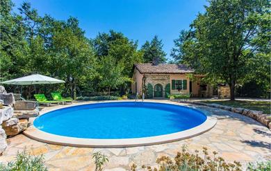Holiday home Stunning home in Pazin with Outdoor swimming pool and 3 Bedrooms