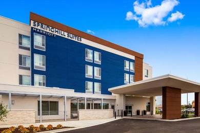 Отель SpringHill Suites by Marriott Chambersburg