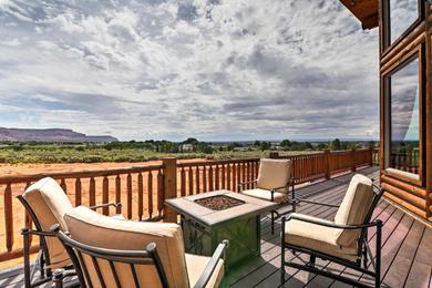 Holiday home Dreamy Kanab Cabin with Hot Tub and Panoramic Views!