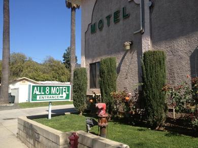 Мотель All 8 Motel