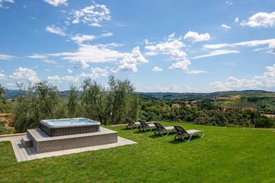 Live Tuscany! Apartment on the hills of Florence!