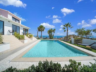 Affluent Villa in El Campello Alicante with Pool Sea Views