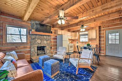 Holiday home Pet-Friendly Whittier Cabin with Covered Porch!