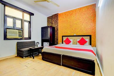 OYO 22154 Hotel Delhi Darbar
