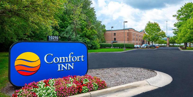 Отель Comfort Inn Indianapolis North - Carmel