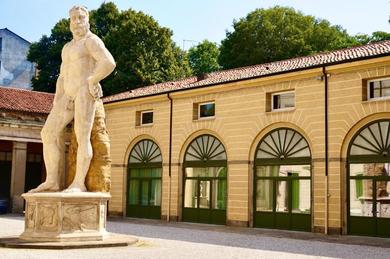 Гостевой дом Palazzo Mantua Benavides Suites & Apartments