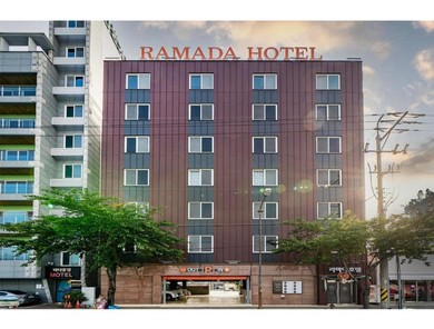 Отель Ramada