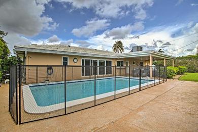 Holiday home Riviera Beach Vacation Home with Pool Walk to Beach