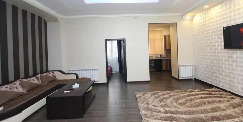 Apartments Сдается квартира в центре Еревана капитальнии́ ремонт
