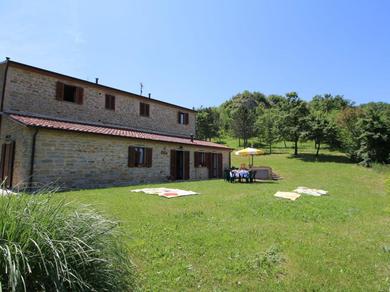 Holiday home Spacious Mansion in Apecchio with Pool