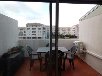 Apartments 3 étoiles Studio 4 couchages résidence port cros à Sète