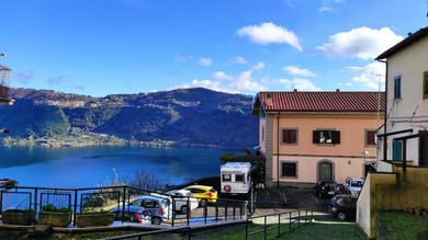 Апартаменты Vivere il Borgo sul lago