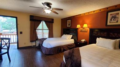 River Ranch Renovated Suite with Private Screened Porch Walk to Rodeo 257