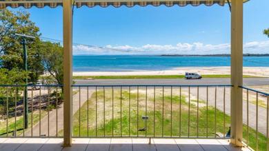 Holiday home Water Views - Top Floor -Clearview Apartments South Esp, Bongaree