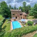 Villa Countryside Villa in Amandola with Swimming Pool