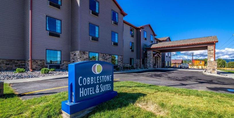 Отель Cobblestone Hotel & Suites - Victor